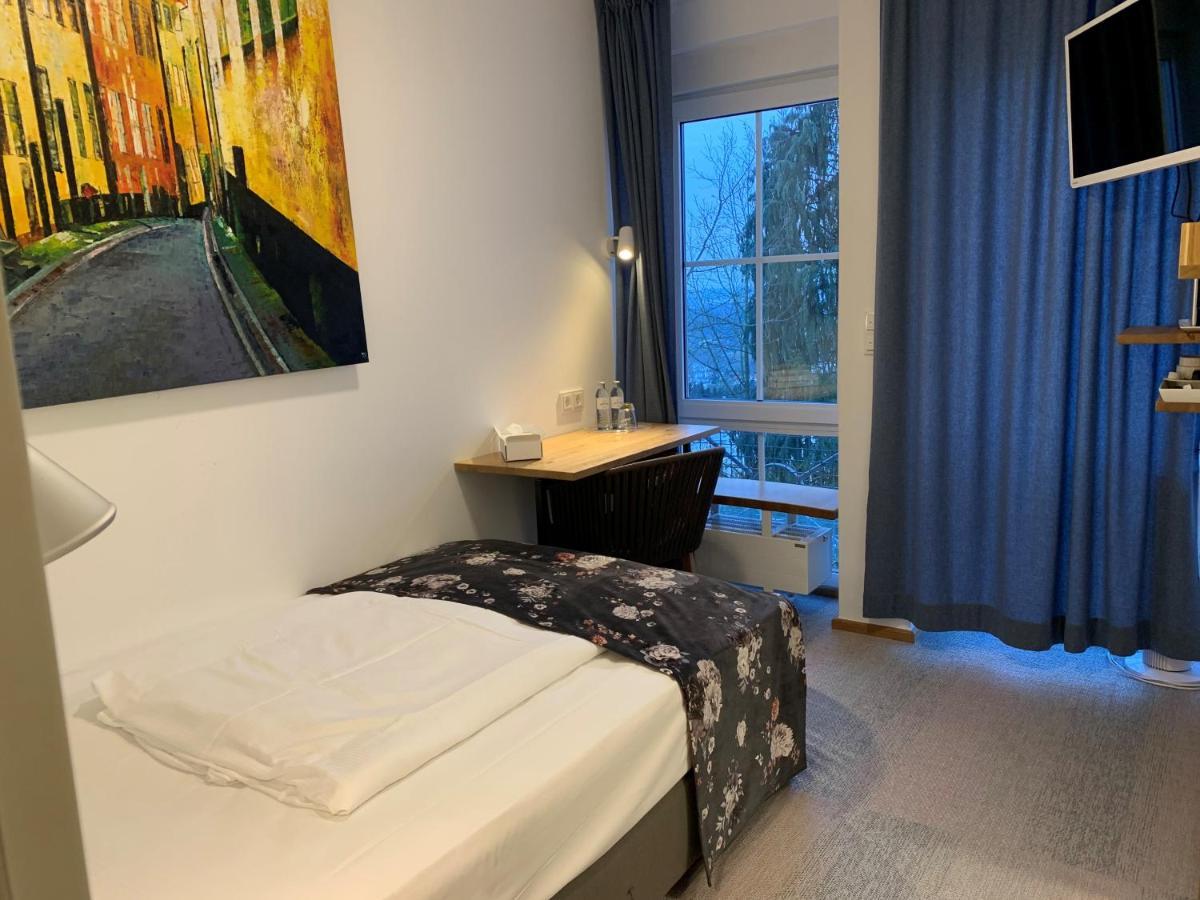 Hotel Schoene Aussicht Frankfurt nad Mohanem Exteriér fotografie